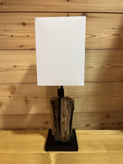Lampe moderne en bois flotté